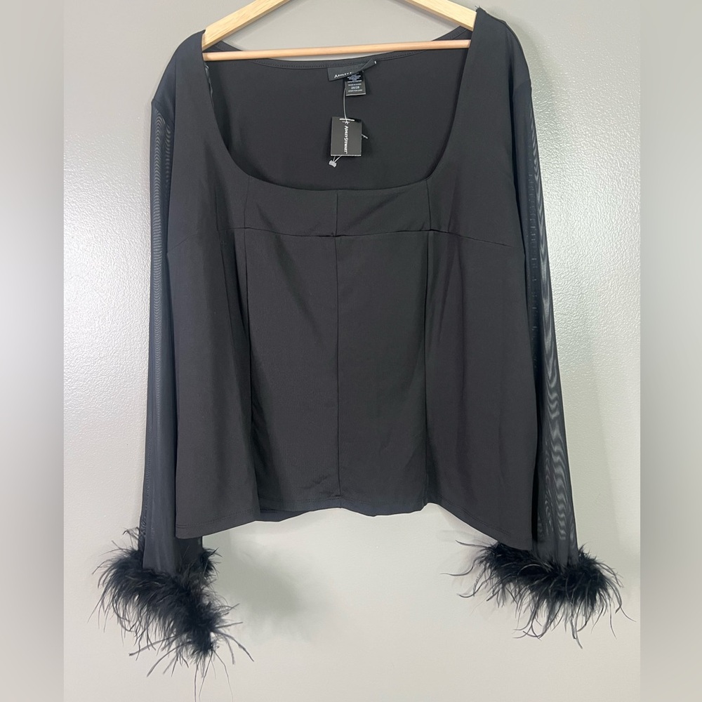 Ashley Stewart Black Top with Feather‎ Accents scuba size 26/28 holiday goth